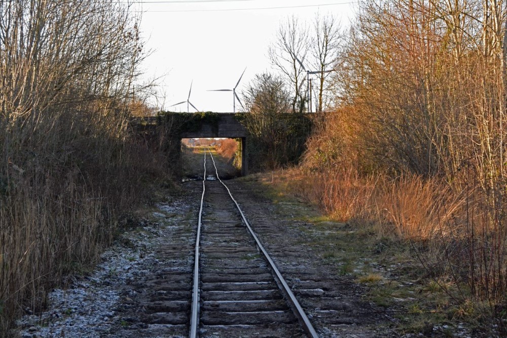 000011_Train Lines & Bridge_668